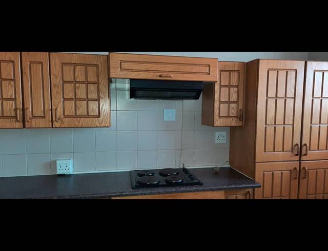 2 BEDROOM APARTMENT FOR SALE IN VANDERBIJLPARK CW